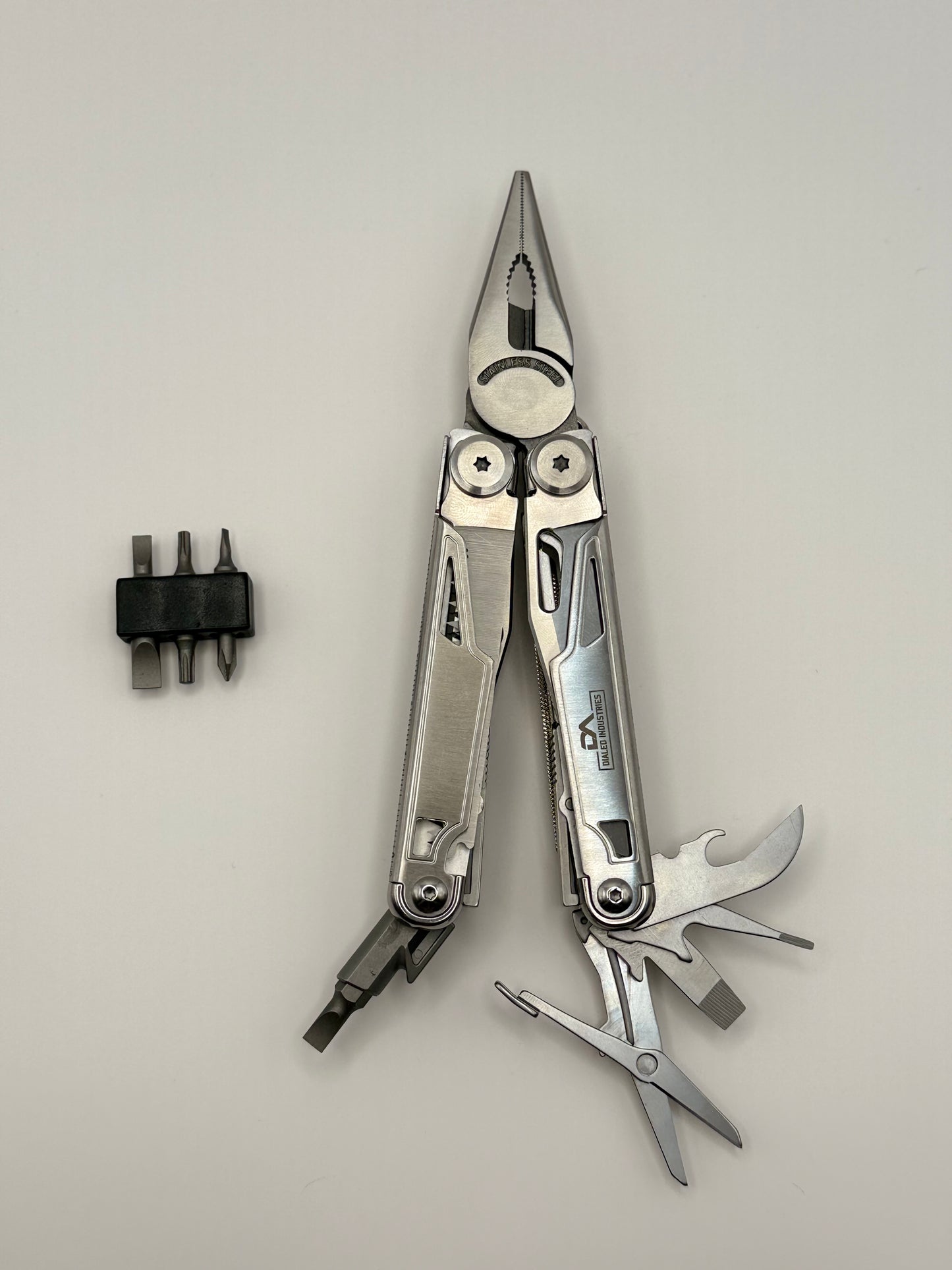21‑in‑1 Multitool